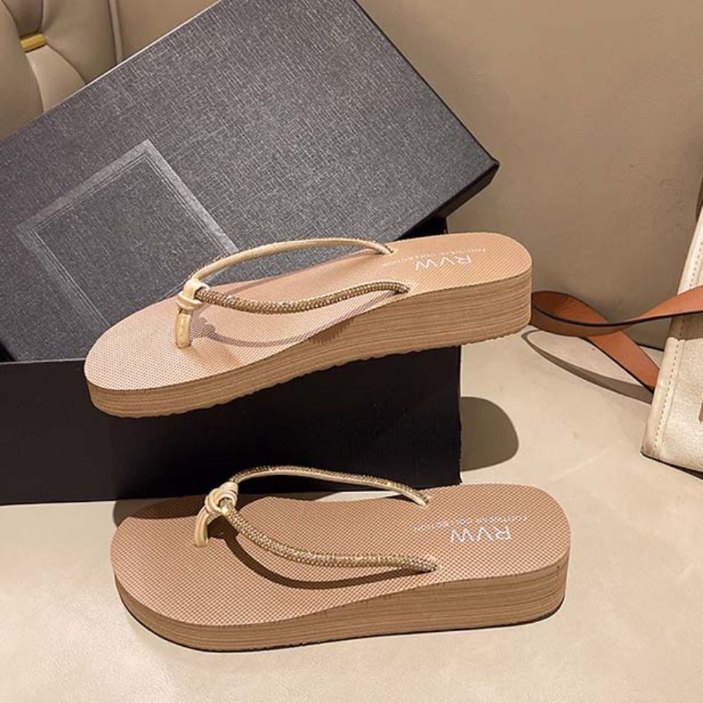 ファッションPVCクリスタルフリップフロップ防水プラットフォ - Women Shoes Waterproof のレビューと価格
