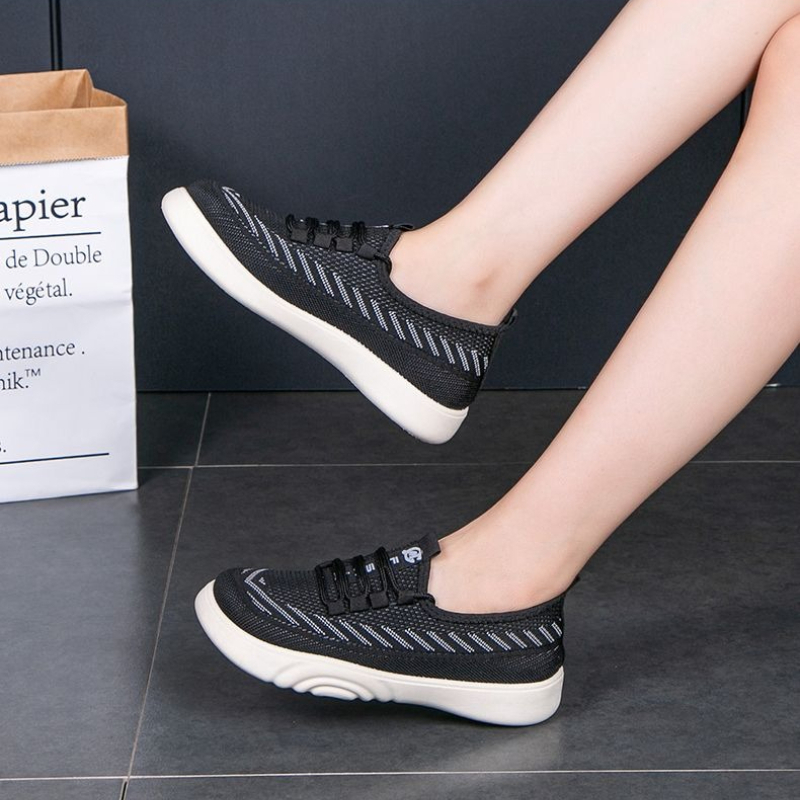 2026年春秋新作カジュアルシューズ ソフトソール スリッポ - Women'S Shoes Wide Width のレビューと価格