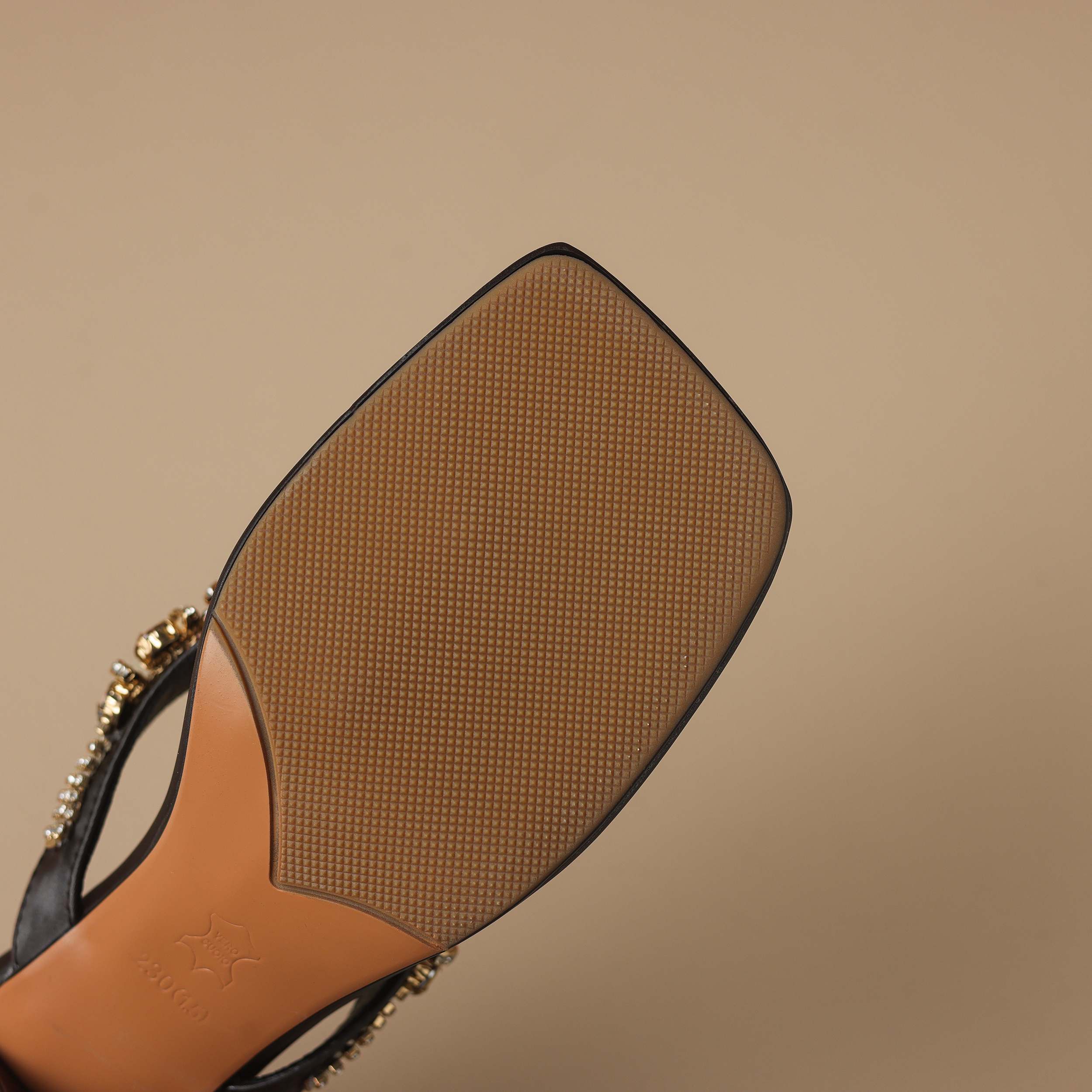 ビッグサイズ 32-43 ハイヒールクリスタルフリップフロッ - Women Shoes Brand のレビューと価格
