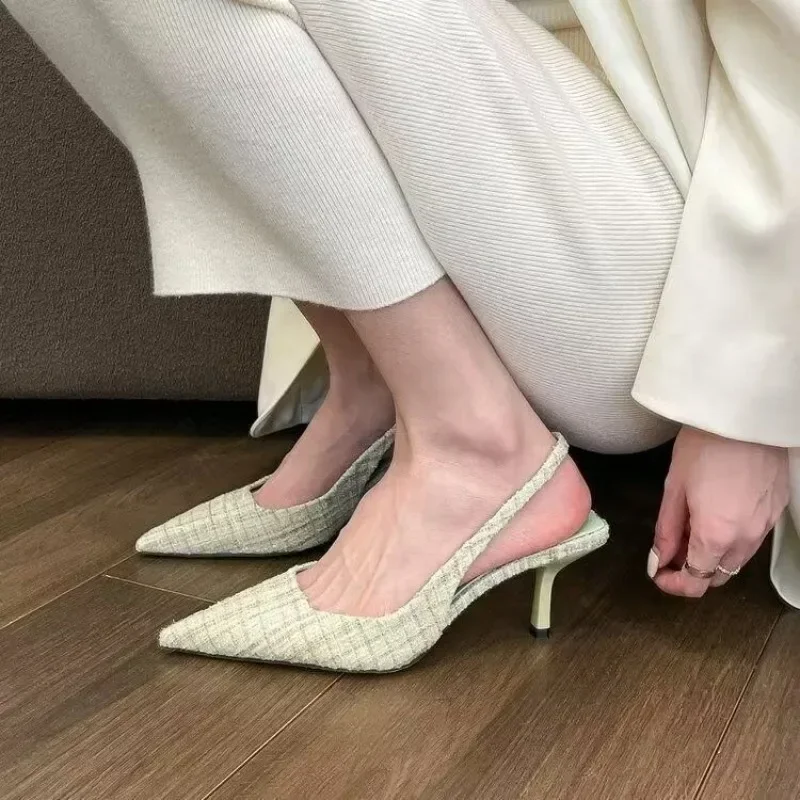 ファッションブランドが女性向けにデザインしたニットプラットフ - Women Shoes Brand のレビューと価格