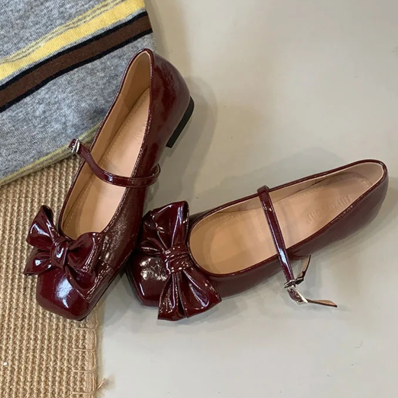 キュートな蝶結びスクエアトゥデザインゴールドレディースパンプ - Women Shoes Brand のレビューと価格