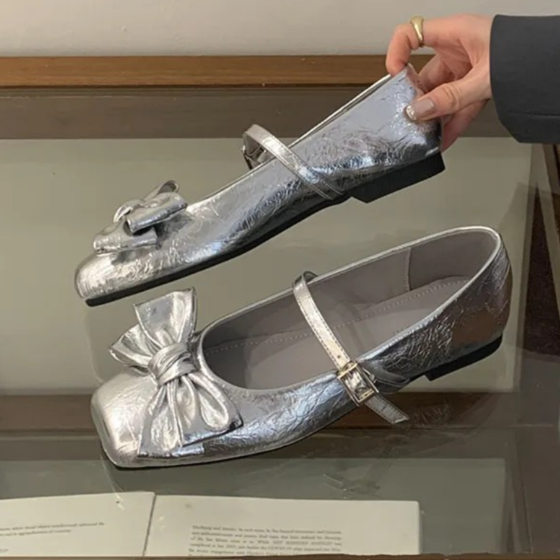 キュートな蝶結びスクエアトゥデザインゴールドレディースパンプ - Women Shoes Brand のレビューと価格