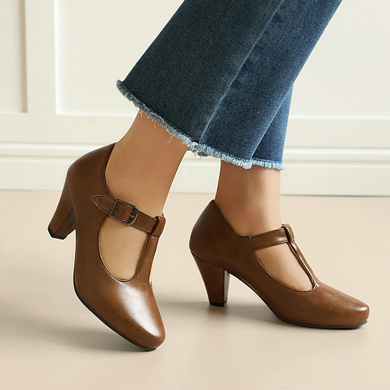 レディース T ストラップ メリー ジェーン シューズ ブロ - Women'S Xti Shoes のレビューと価格