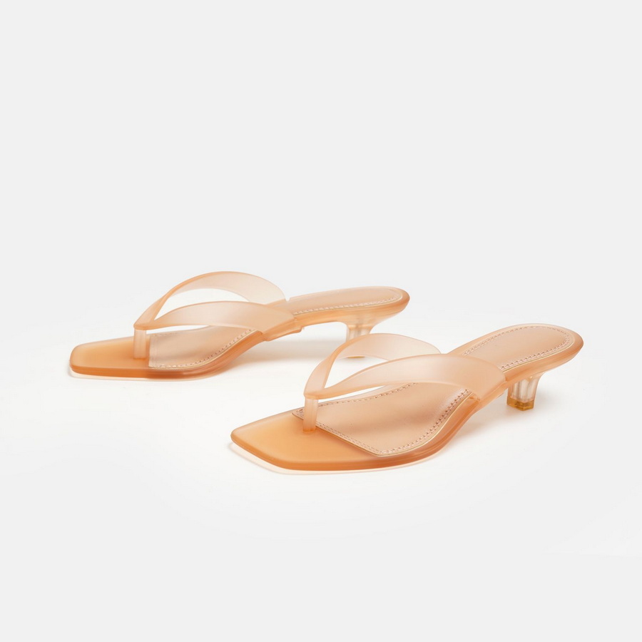韓国製ミュートトーンオリーブグリーンPVC素材のトングサンダ - Thong Flat Sandal のレビューと価格
