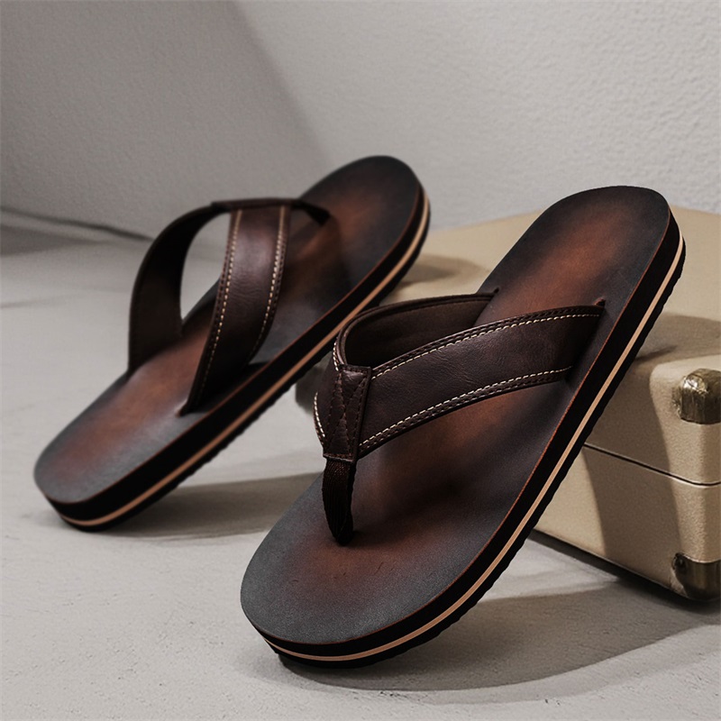 メンズヴィンテージウォッシュドフェイクレザービーチサンダル、 - Thong Flat Sandal のレビューと価格