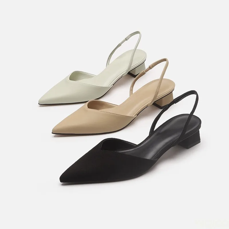 レディース ポインテッド ストレッチ サンダル ブロック ロ - Low Block Heel Pump のレビューと価格