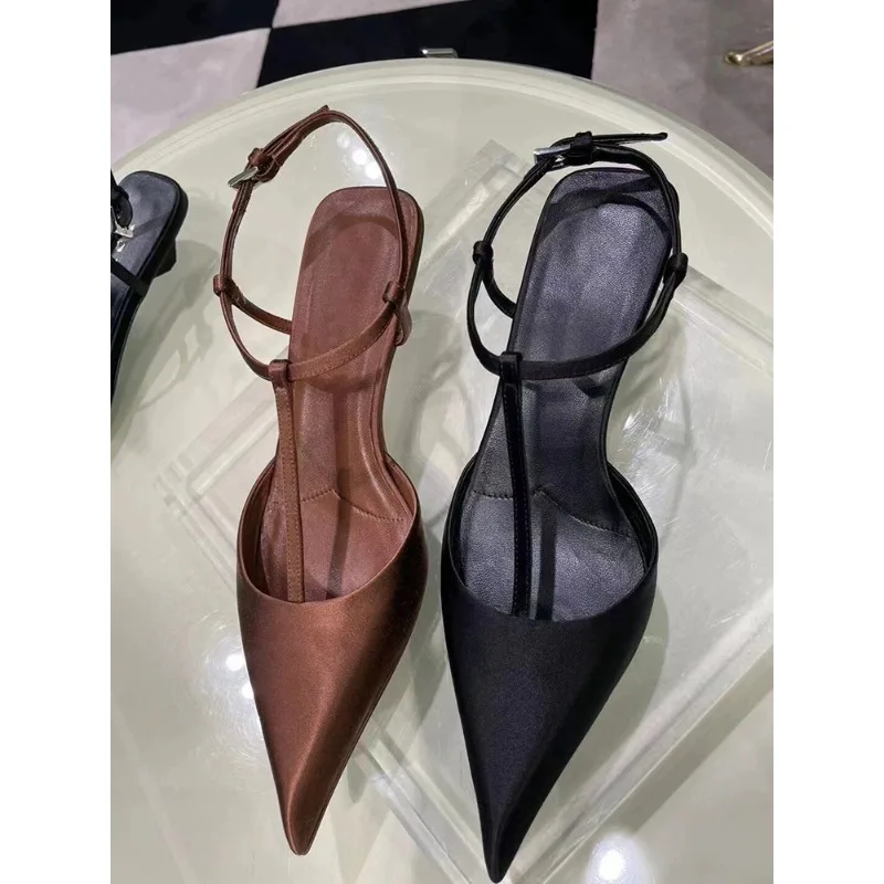 女性用靴 セクシーなポインテッドトゥ レディースサンダル 快 - Women'S Heels のレビューと価格